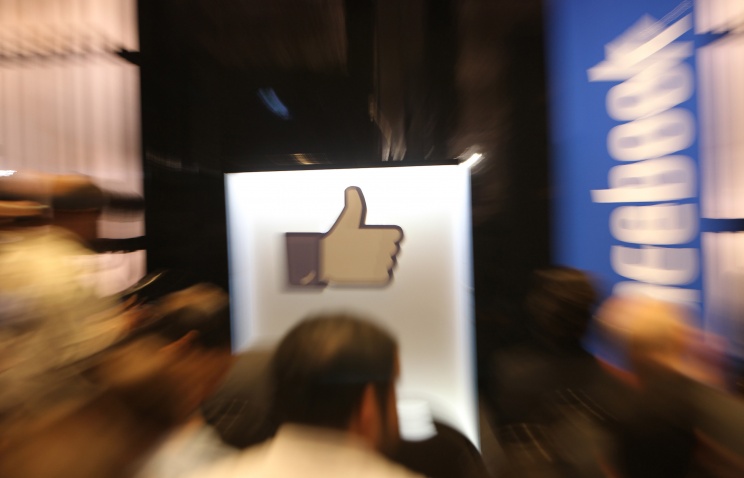 Название фото Новая услуга от Facebook – электронные деньги