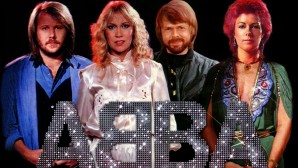 Легендарная ABBA собралась вместе для нового проекта «Мамма Миа!» Легендарная ABBA собралась вместе для нового проекта «Мамма Миа!»