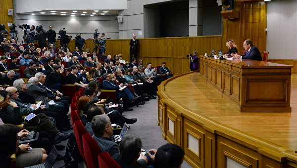 Лавров заявил, что британский спектакль по делу Литвиненко осложнит отношения Лавров заявил, что британский спектакль по делу Литвиненко осложнит отношения