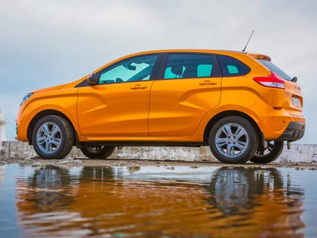 Розничная цена Lada XRAY составит от 589 до 698 тысяч рублей в зависимости от комплектации Розничная цена Lada XRAY составит от 589 до 698 тысяч рублей в зависимости от комплектации