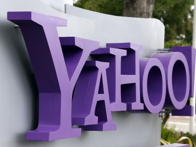 Телекоммуникационный оператор Verizon собирается купить Yahoo Телекоммуникационный оператор Verizon собирается купить Yahoo