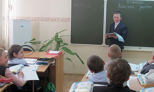 Российские школьники начнут учиться по биместрам Российские школьники начнут учиться по биместрам