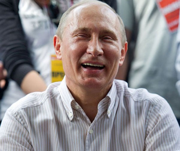 Алексей Навальный подал в суд на президента Владимира Путина Алексей Навальный подал в суд на президента Владимира Путина