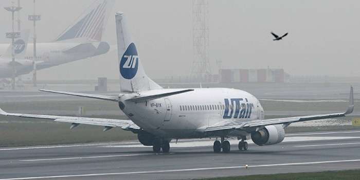 Boeing 737 авиакомпании «ЮТэйр» вынужденно приземлился в аэропорту «Внуково» Boeing 737 авиакомпании «ЮТэйр» вынужденно приземлился в аэропорту «Внуково»