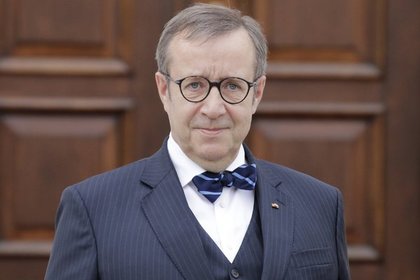 Президент Эстонии: Моя страна не процветает из-за соседства с Россией Президент Эстонии: Моя страна не процветает из-за соседства с Россией
