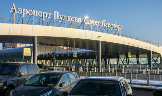 Пассажирский лайнер вернулся в Пулково из-за дыма в салоне Пассажирский лайнер вернулся в Пулково из-за дыма в салоне