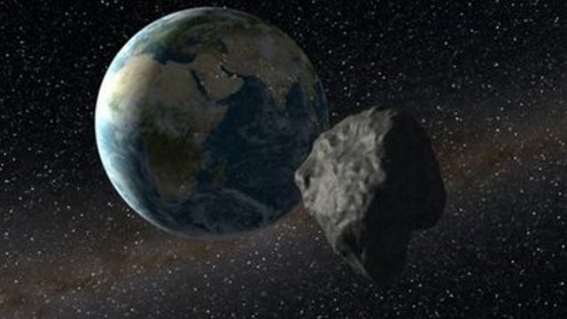 Этой ночью мимо Земли пролетел гигантский астероид Этой ночью мимо Земли пролетел гигантский астероид