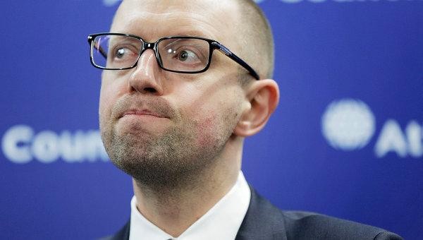 Арсений Яценюк призывает вернуть контроль над Донбассом Арсений Яценюк призывает вернуть контроль над Донбассом