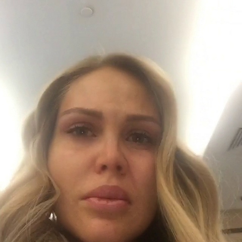 Охранник супермаркета довел до слез жену футболиста Павла Погребняка Охранник супермаркета довел до слез жену футболиста Павла Погребняка