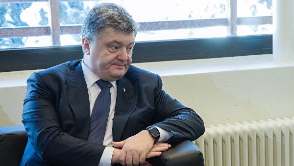 Петр Порошенко едет в Брюссель для встречи с Туском и Юнкером Петр Порошенко едет в Брюссель для встречи с Туском и Юнкером
