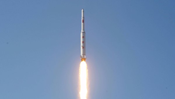 В понедельник КНДР запустила ракеты ближнего радиуса в сторону Японского моря В понедельник КНДР запустила ракеты ближнего радиуса в сторону Японского моря