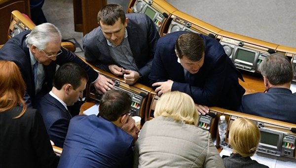 СМИ сообщают о новом формате украинского Кабмина, в котором будет шесть вице-премьеров СМИ сообщают о новом формате украинского Кабмина, в котором будет шесть вице-премьеров