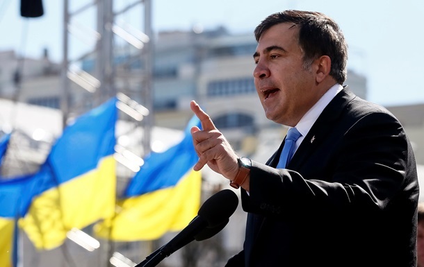 Саакашвили отчитался перед украинцами о жизни на одну зарплату Саакашвили отчитался перед украинцами о жизни на одну зарплату