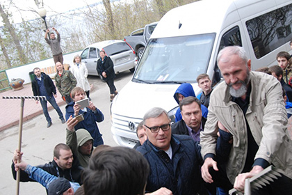 В Тольятти Михаила Касьянова встретили с граблями В Тольятти Михаила Касьянова встретили с граблями