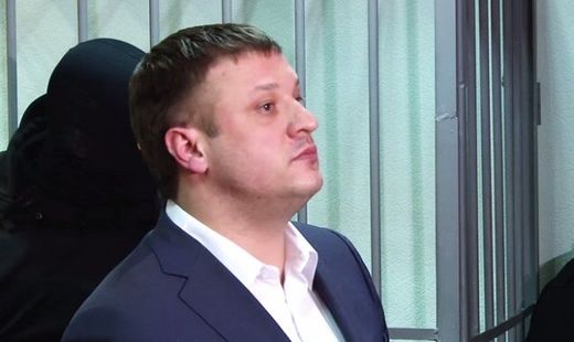 В доме бывшего вице-губернатора Челябинской области Николая Сандакова проходят обыски В доме бывшего вице-губернатора Челябинской области Николая Сандакова проходят обыски