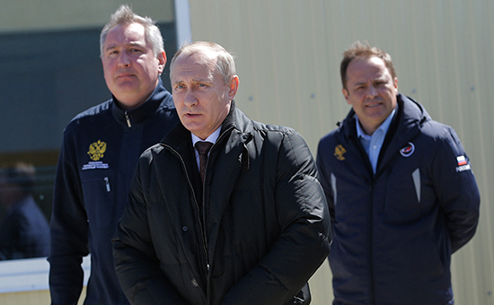 Президент Путин объявил выговор главе Роскосмоса Комарову и вице-премьеру Рогозину Президент Путин объявил выговор главе Роскосмоса Комарову и вице-премьеру Рогозину