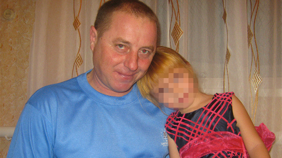 Семилетняя племянница полицейского Гошта, который был убит, пришла в сознание Семилетняя племянница полицейского Гошта, который был убит, пришла в сознание
