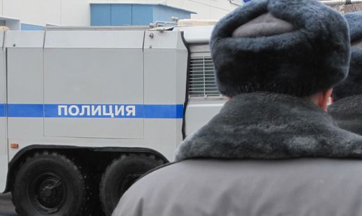 В Москве футбольные фанаты подрались с мигрантами в вагоне поезда В Москве футбольные фанаты подрались с мигрантами в вагоне поезда