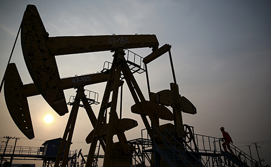 Нефть Brent превысила 49 долларов за баррель Нефть Brent превысила 49 долларов за баррель