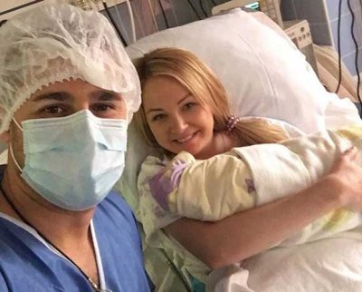 Дарья Пынзарь из «Дома-2» родила второго сына, счастливые родители зовут его «Сергеич» Дарья Пынзарь из «Дома-2» родила второго сына, счастливые родители зовут его «Сергеич»