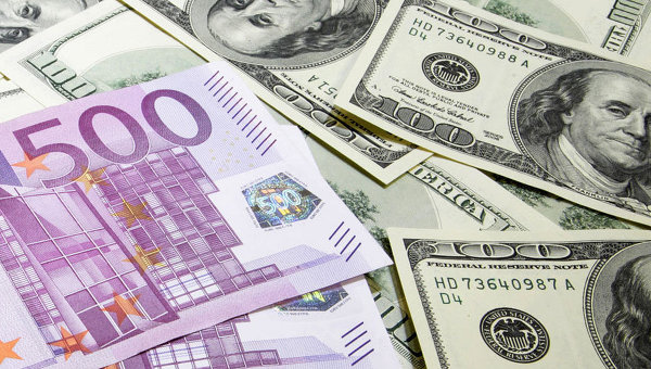 Официальный курс евро снизился до 73,1 рубля Официальный курс евро снизился до 73,1 рубля