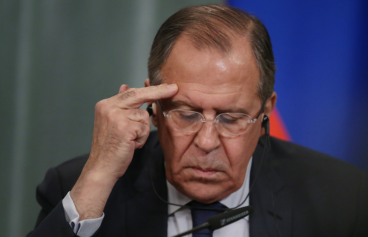 Лавров Столтенбергу: пусть не лезет к микрофону Лавров Столтенбергу: пусть не лезет к микрофону