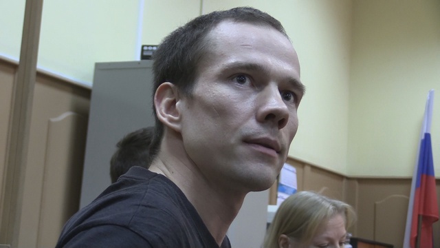 В Москве ограбили квартиру жены оппозиционера Ильдара Дадина В Москве ограбили квартиру жены оппозиционера Ильдара Дадина