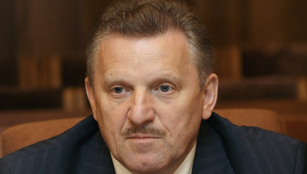 Вячеслав Шпорт лично протестировал систему получения «дальневосточного гектара» Вячеслав Шпорт лично протестировал систему получения «дальневосточного гектара»