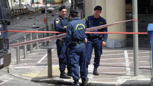 Судье в Греции Исидоре Понга, известной по громким делам, прислали домой посылку-бомбу Судье в Греции Исидоре Понга, известной по громким делам, прислали домой посылку-бомбу