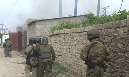 Дагестан: неизвестные ворвались в дом участкового и застрелили его Дагестан: неизвестные ворвались в дом участкового и застрелили его