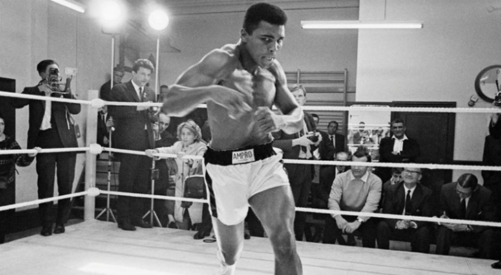 На 75-м году жизни скончался легендарный боксер Мохаммед Али На 75-м году жизни скончался легендарный боксер Мохаммед Али