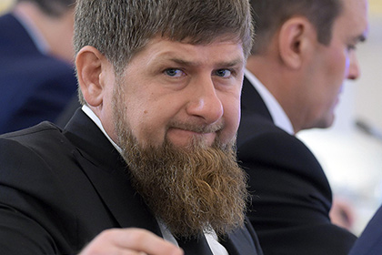 Кадыров накормит беженцев в Дамаске Кадыров накормит беженцев в Дамаске
