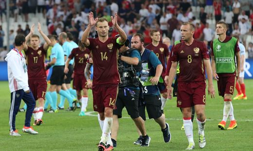 УЕФА огласит вердикт о беспорядках, которые произошли во время матча Россия-Англия УЕФА огласит вердикт о беспорядках, которые произошли во время матча Россия-Англия