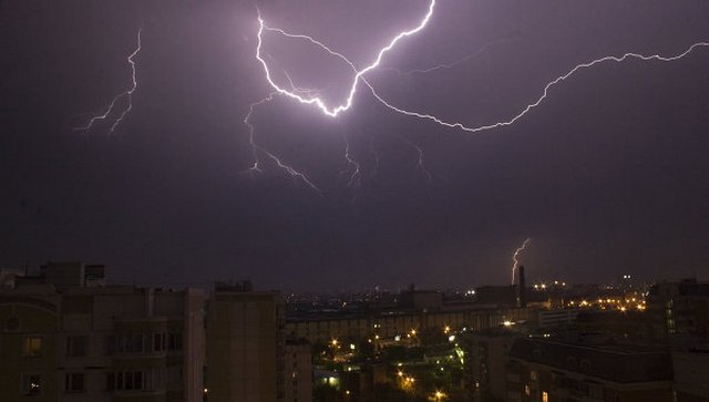 МЧС предупреждает жителей столичного региона о грозе и сильном ветре в ночь с 19 на 20 июня МЧС предупреждает жителей столичного региона о грозе и сильном ветре в ночь с 19 на 20 июня