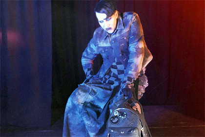 Мэрилин Мэнсон и Кортни Лав стали моделями Marc Jacobs Мэрилин Мэнсон и Кортни Лав стали моделями Marc Jacobs