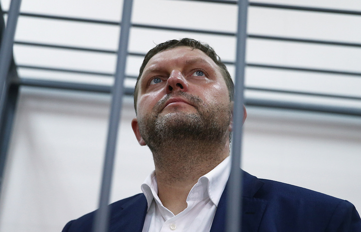 Басманный суд Москвы рассматривает ходатайство об аресте Никиты Белых Басманный суд Москвы рассматривает ходатайство об аресте Никиты Белых