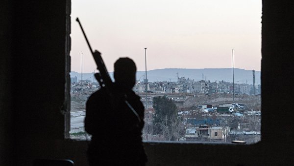 СМИ сообщают о крушении самолета ВС Сирии в Дамаске СМИ сообщают о крушении самолета ВС Сирии в Дамаске