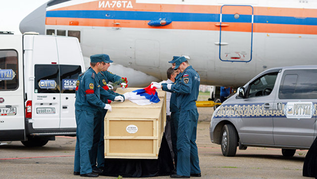 Сегодня в подмосковном Жуковском состоится панихида по экипажу самолета Ил-76 МЧС Сегодня в подмосковном Жуковском состоится панихида по экипажу самолета Ил-76 МЧС