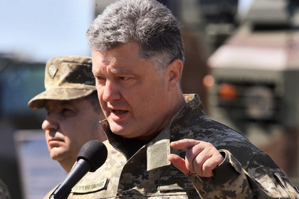 Президента Украины просят отправить сборную по футболу в Донбасс Президента Украины просят отправить сборную по футболу в Донбасс