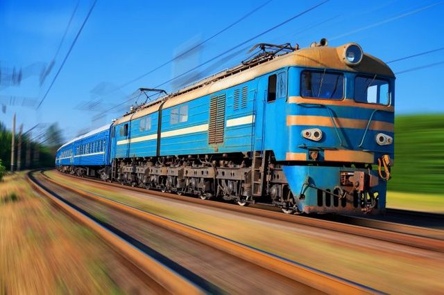 Электропоезд сбил двух подростков в Зеленограде Электропоезд сбил двух подростков в Зеленограде