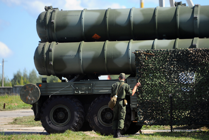 В августе ЗРС С-400 отправят в Крым В августе ЗРС С-400 отправят в Крым