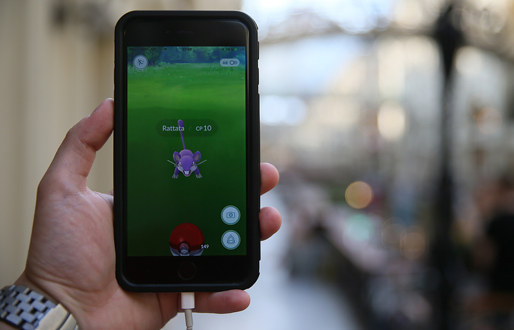 Сбербанк будет страховать от травм пользователей Pokemon Go Сбербанк будет страховать от травм пользователей Pokemon Go