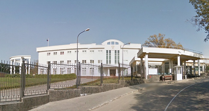 В Одессе неизвестный заминировал генконсульство РФ и отделения Сбербанка В Одессе неизвестный заминировал генконсульство РФ и отделения Сбербанка