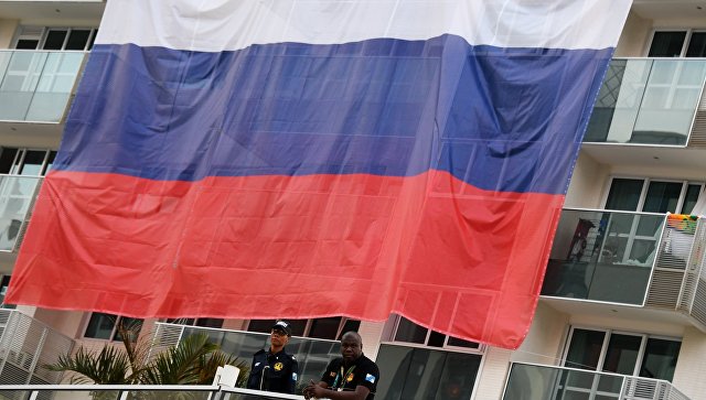 Состоялась торжественная церемония поднятия российского флага в олимпийской деревне в Рио-де-Жанейро Состоялась торжественная церемония поднятия российского флага в олимпийской деревне в Рио-де-Жанейро