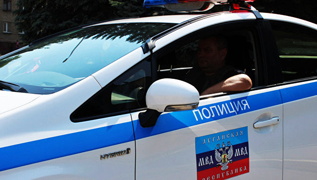 В Луганске взорвали автомобиль главы ЛНР Игоря Плотницкого В Луганске взорвали автомобиль главы ЛНР Игоря Плотницкого