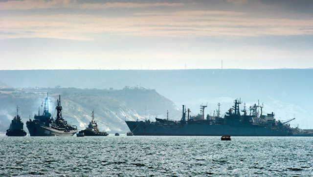 На дне Севастопольской бухты нашли корпус морской авиабомбы На дне Севастопольской бухты нашли корпус морской авиабомбы