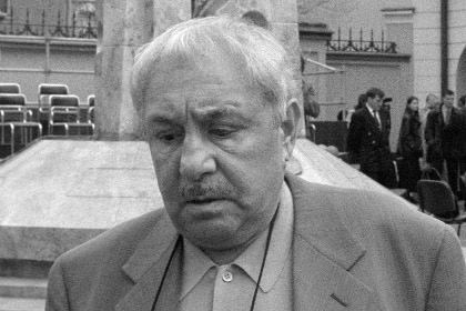 На 92 году жизни скончался российский и американский скульптор Эрнст Неизвестный На 92 году жизни скончался российский и американский скульптор Эрнст Неизвестный