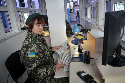 Киев призывает граждан Украины не ездить в Крым Киев призывает граждан Украины не ездить в Крым