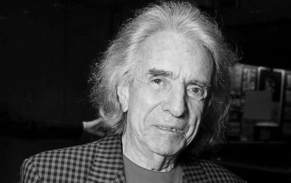 Режиссер фильма «История любви» Хиллер скончался в США в возрасте 92 лет Режиссер фильма «История любви» Хиллер скончался в США в возрасте 92 лет