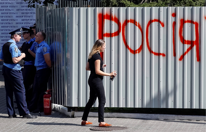 В Киеве разблокировано здание «Интера» после обещаний сменить руководство В Киеве разблокировано здание «Интера» после обещаний сменить руководство
